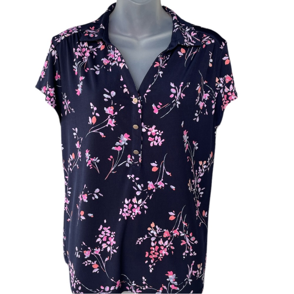 Croft & Barrow petite large floral short sleeved shirt